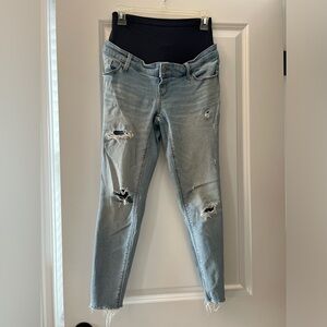 Maternity jeans size 4 short